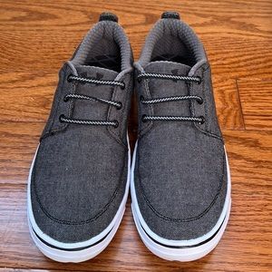 Like new Under Amour shoes